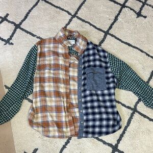 American Eagle Outfitters Plaid Flannel - Multicolor